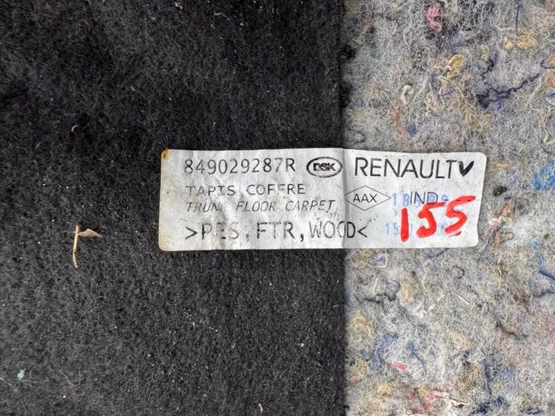 Обшивка пола багажника