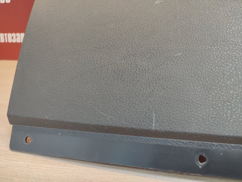 Крышка бардачка