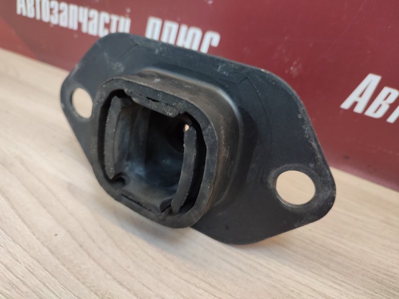 Опора двигателя