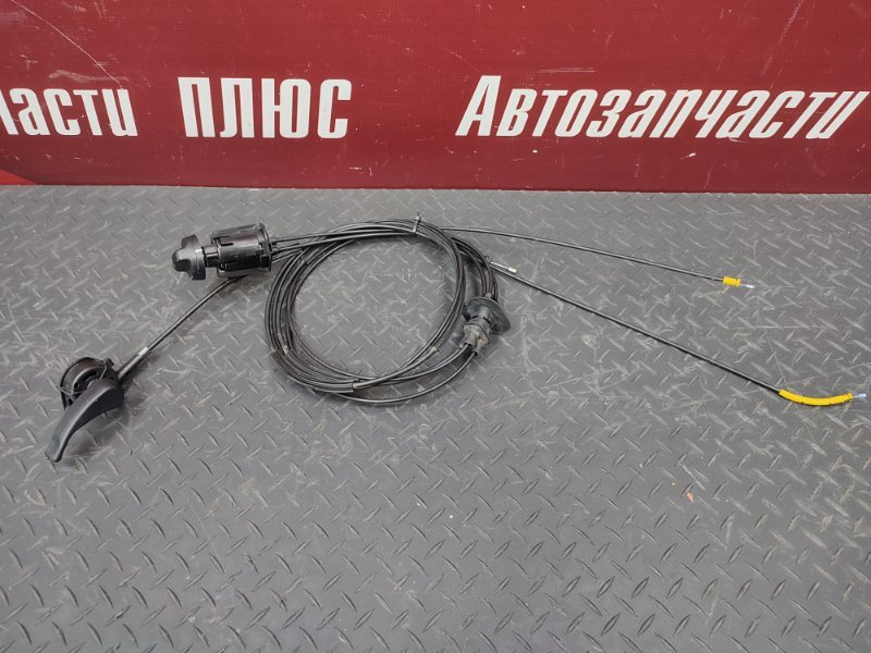 Трос замка капота