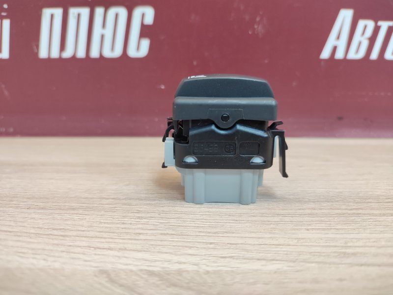 Кнопка обогрева сидений