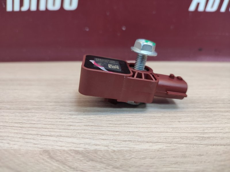 Датчик удара