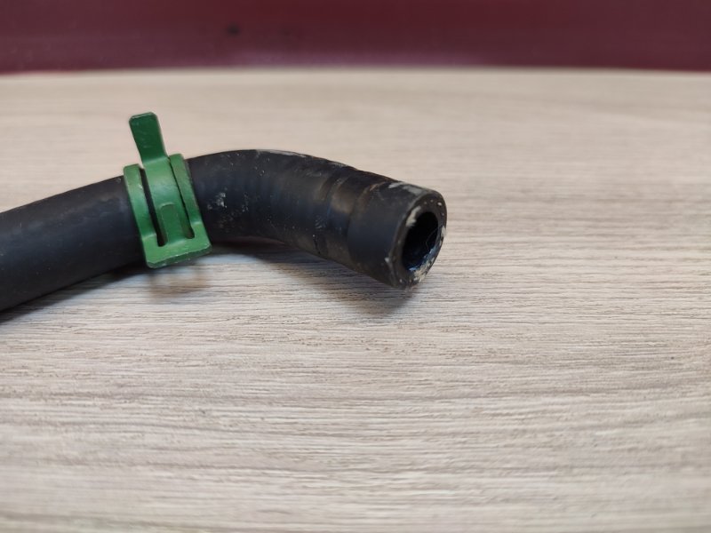 Шланг расширительного бачка