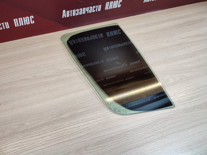 Форточка двери