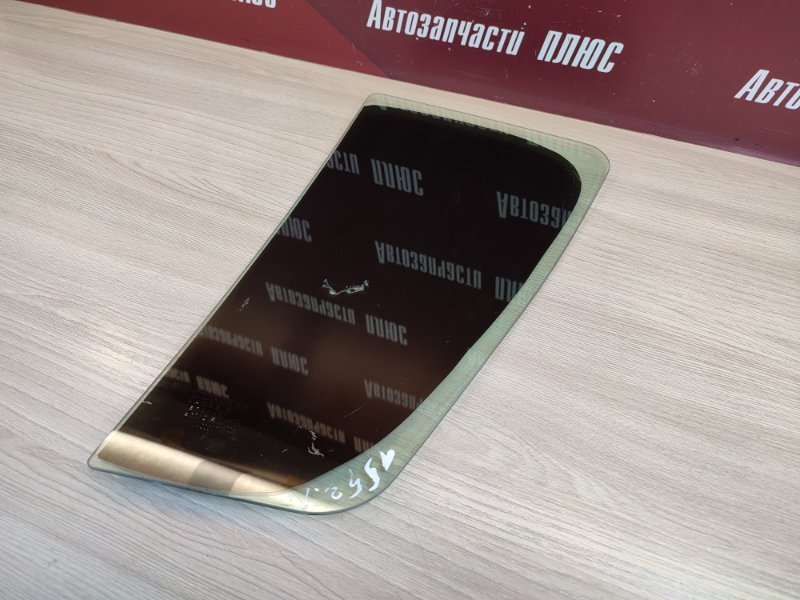 Форточка двери