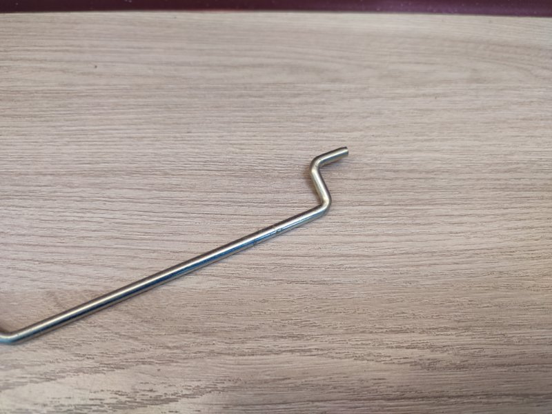 Тяга замка двери