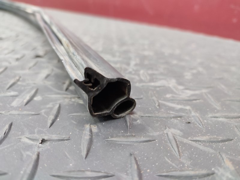 Уплотнитель жабо