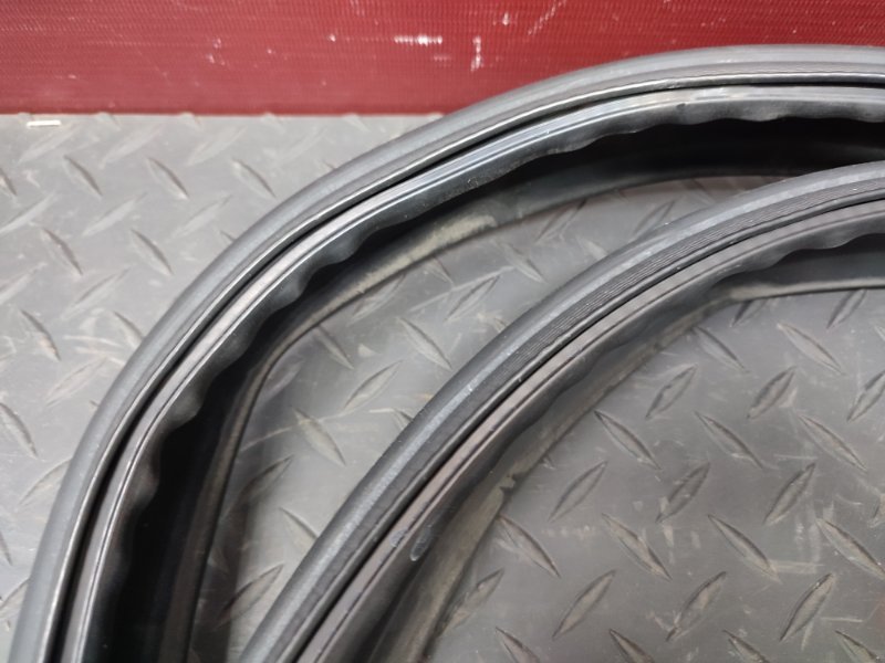 Уплотнительная резинка крыши