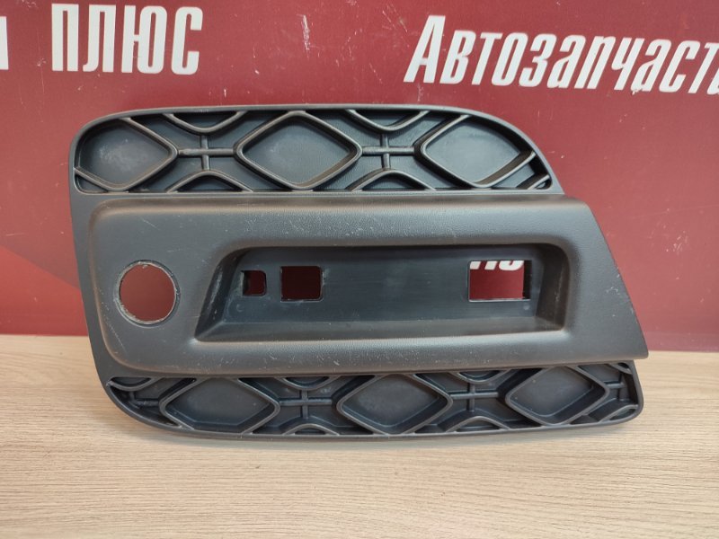 Накладка бампера