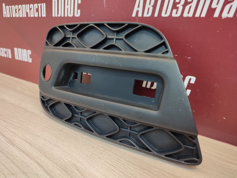 Накладка бампера