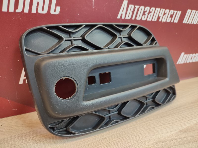 Накладка бампера