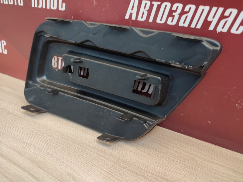 Накладка бампера