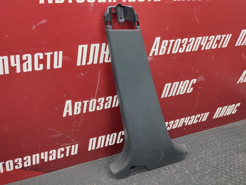 Обшивка средней стойки