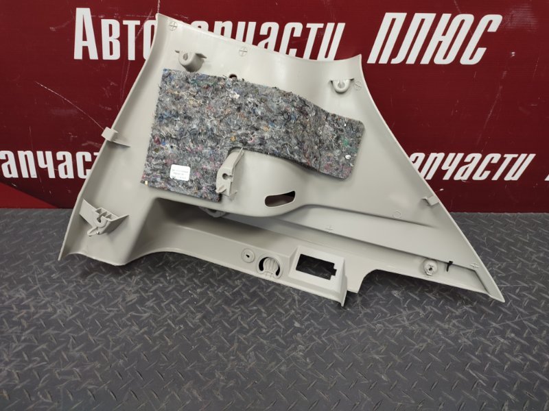 Держатель задней полки