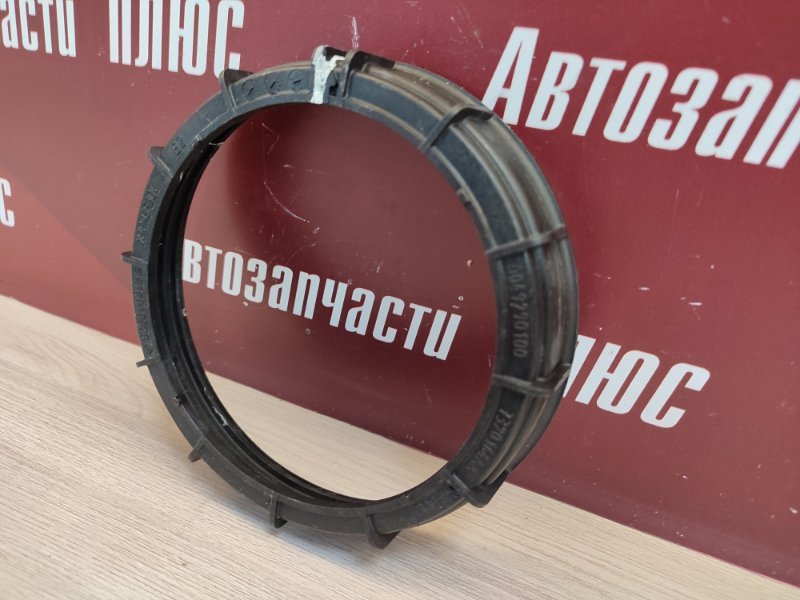 Крышка бензонасоса