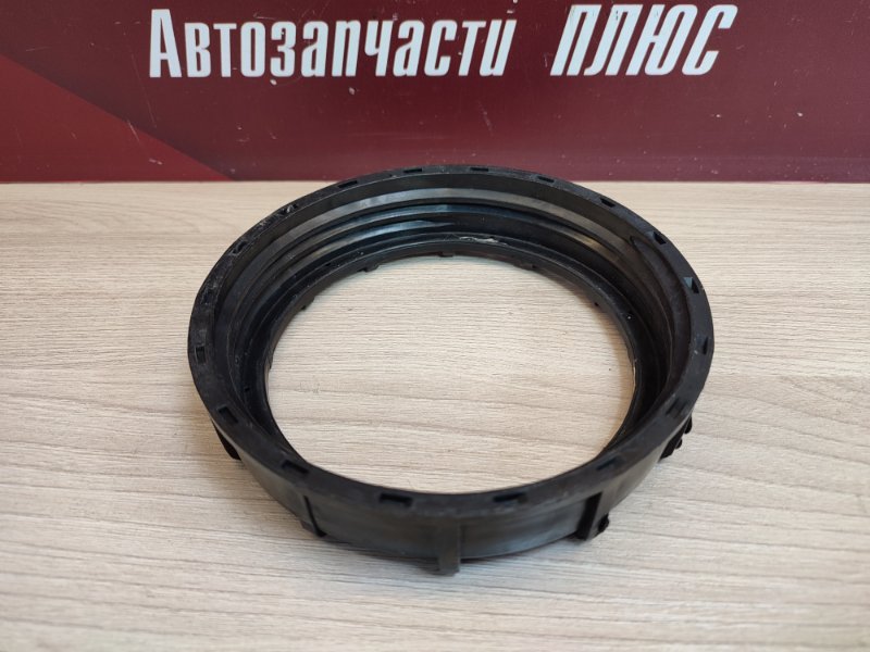 Крышка бензонасоса