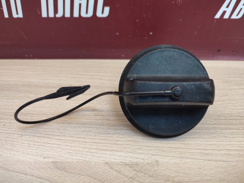 Крышка топливного бака