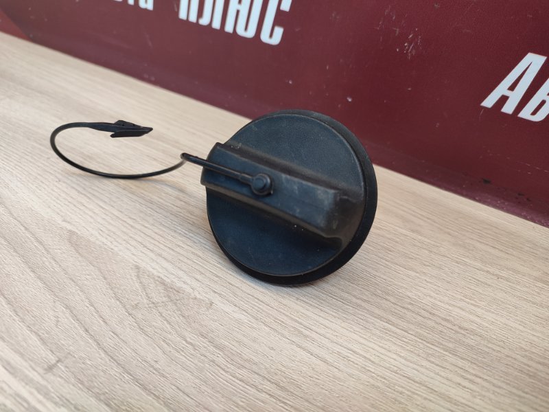 Крышка топливного бака