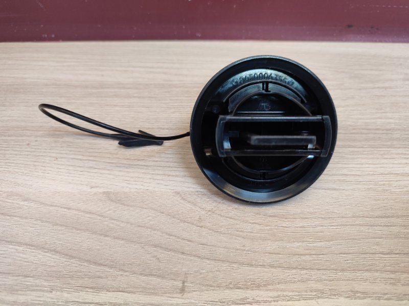 Крышка топливного бака