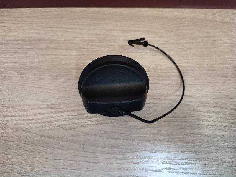 Крышка топливного бака