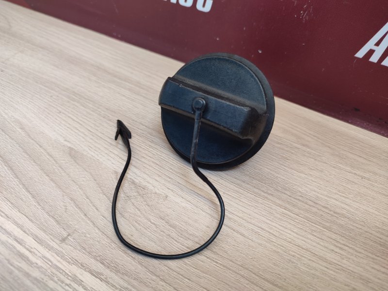 Крышка топливного бака