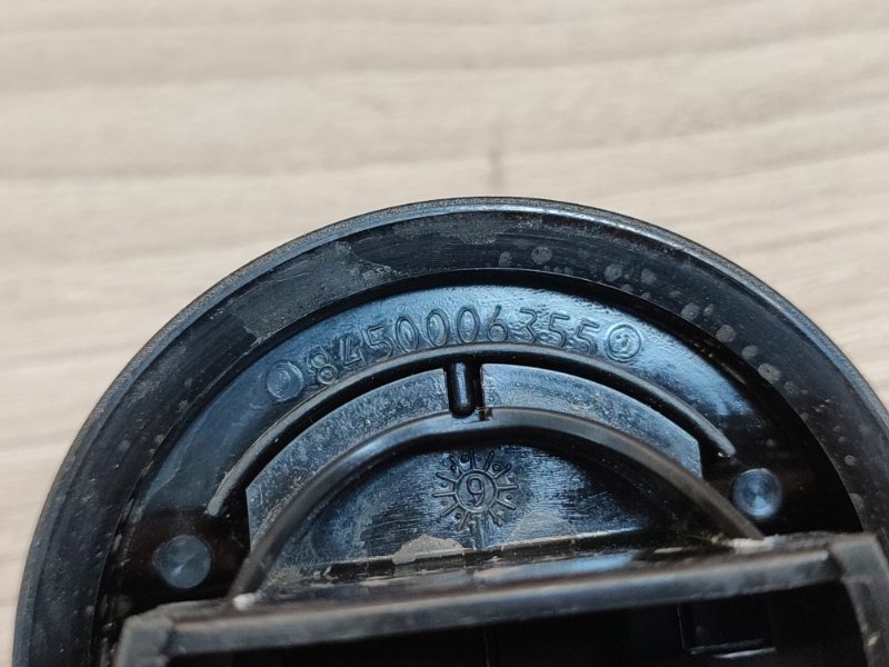 Крышка топливного бака