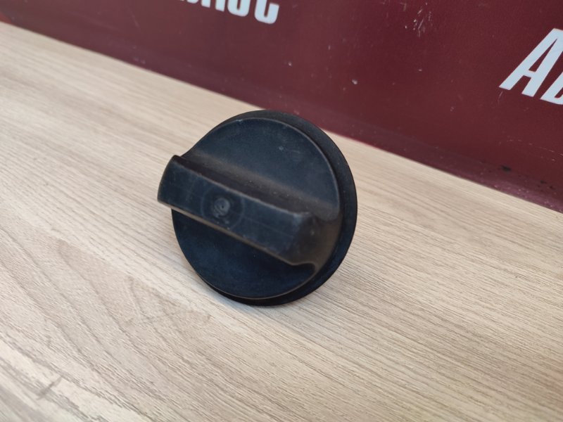 Крышка топливного бака