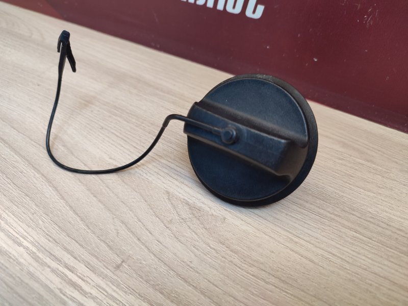 Крышка топливного бака