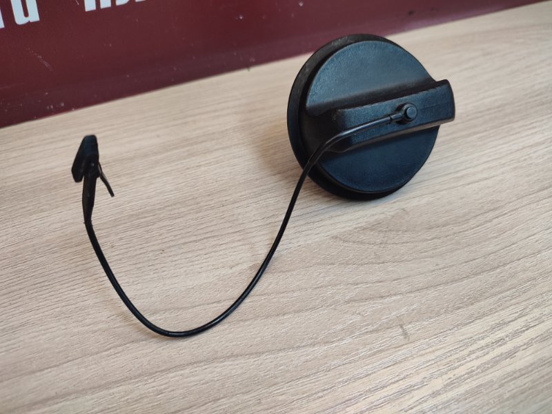 Крышка топливного бака