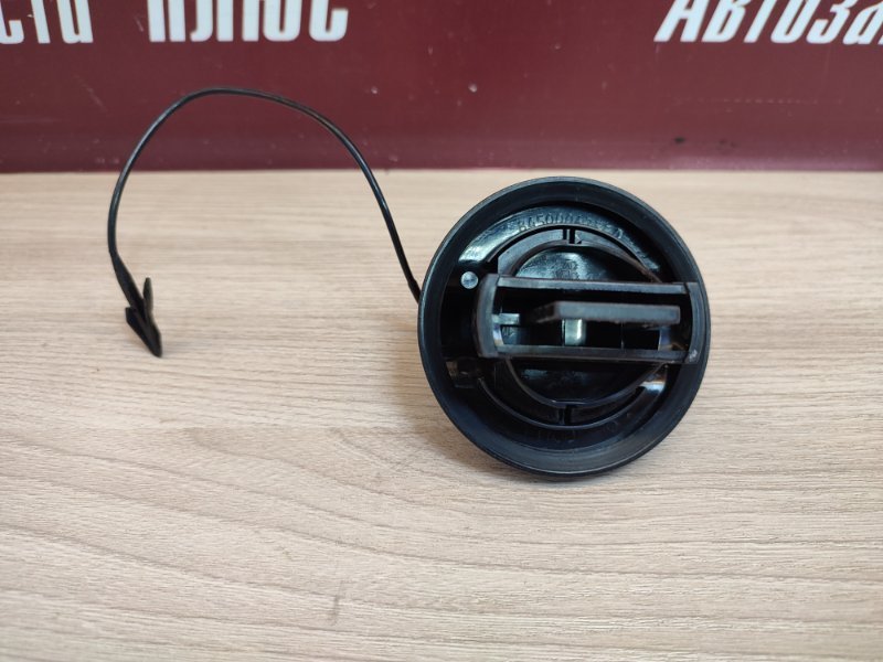 Крышка топливного бака