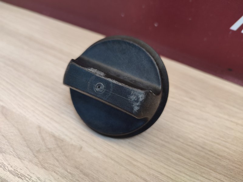 Крышка топливного бака