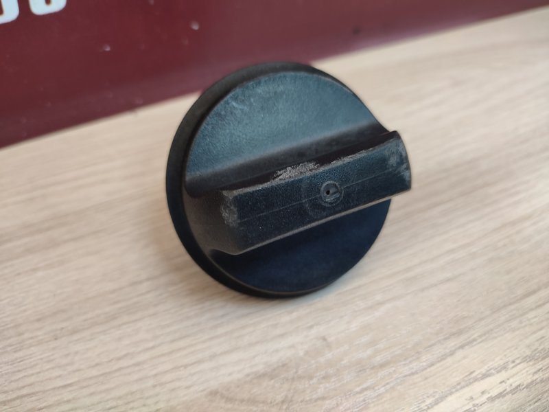 Крышка топливного бака