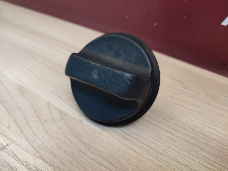 Крышка топливного бака