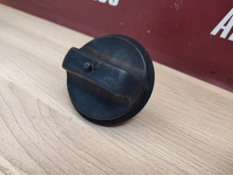 Крышка топливного бака