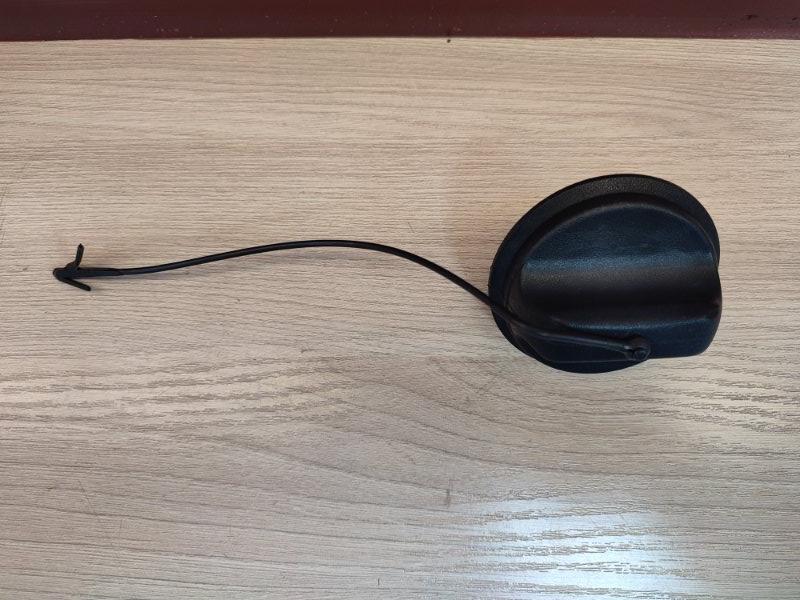 Крышка топливного бака