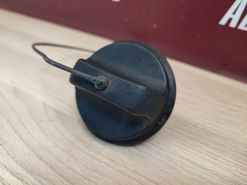 Крышка топливного бака