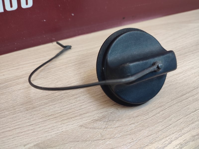 Крышка топливного бака