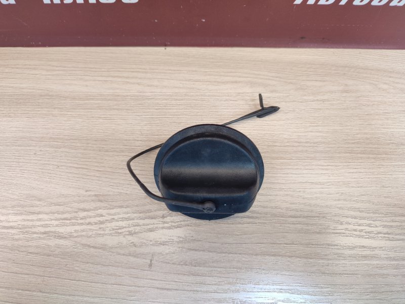 Крышка топливного бака