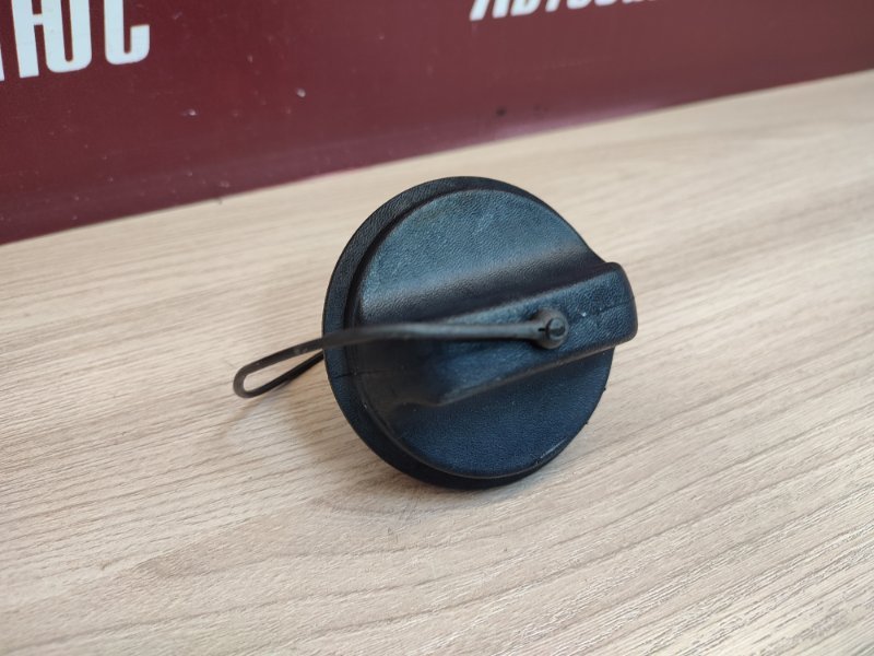 Крышка топливного бака