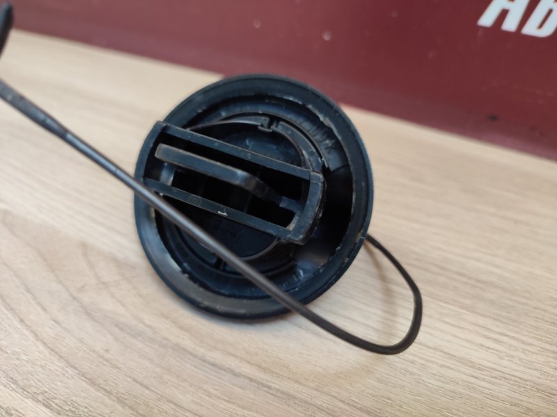 Крышка топливного бака