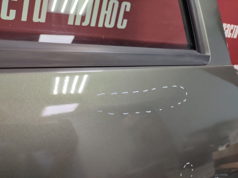 Дверь боковая