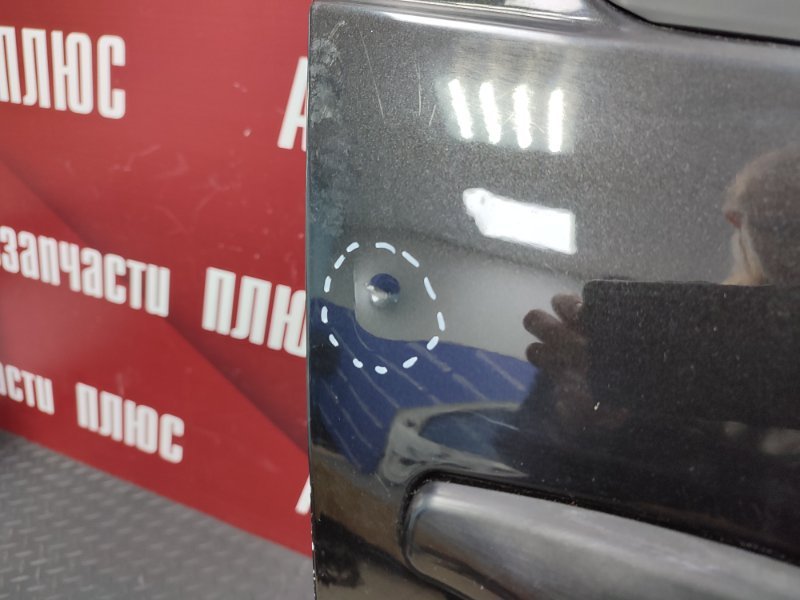 Дверь боковая