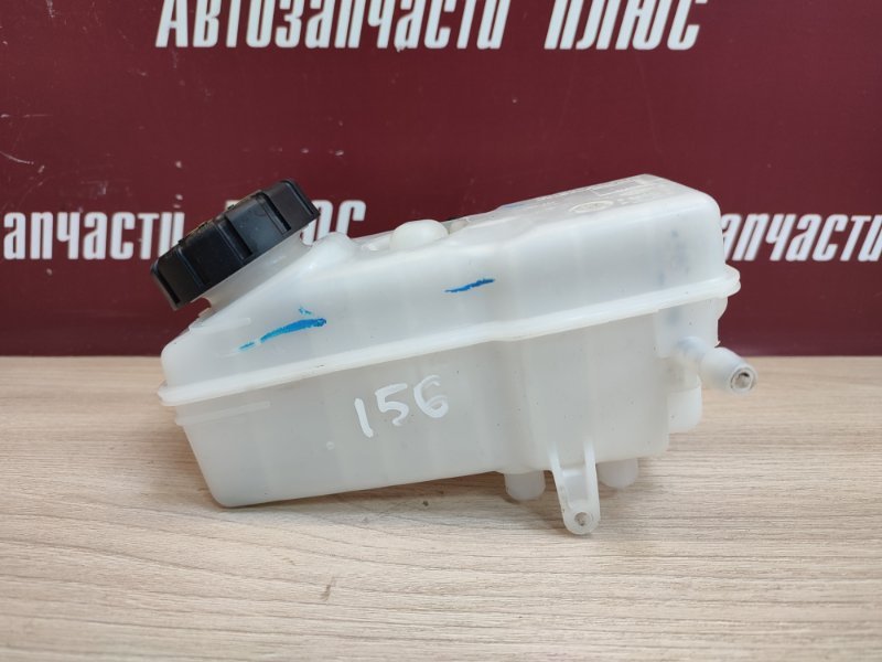 Бачок главного тормозного цилиндра