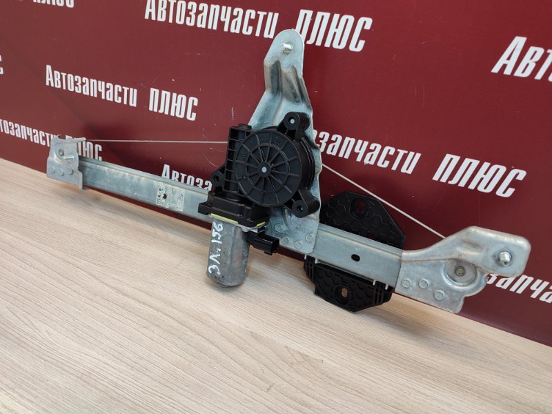 Стеклоподъемник    двери