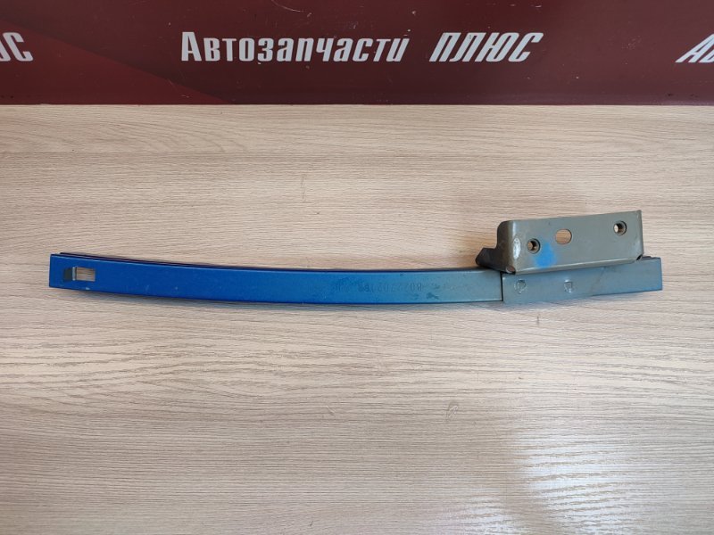 Направляющая стекла двери