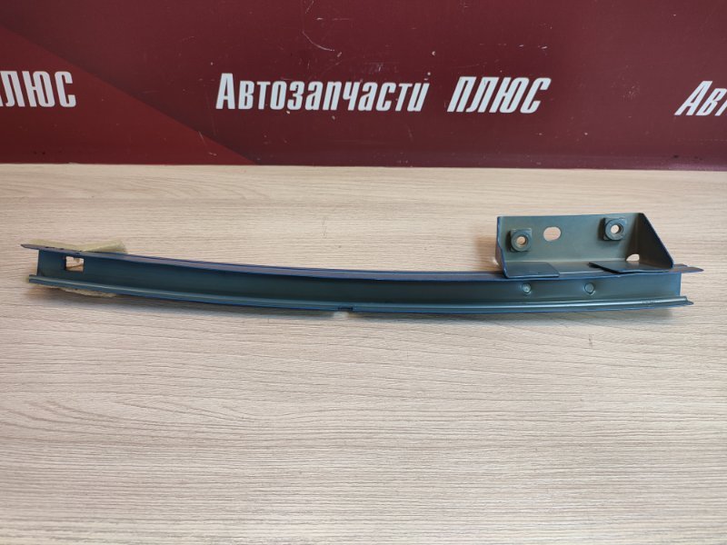 Направляющая стекла двери