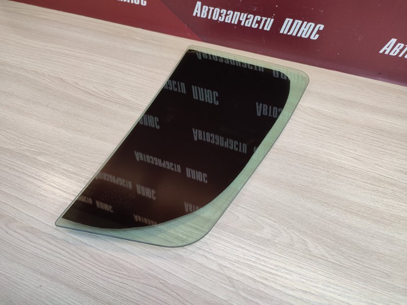 Форточка двери