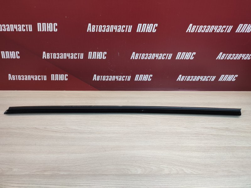 Уплотнитель стекла двери внешний