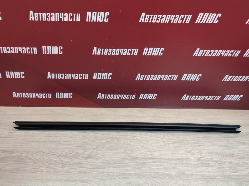 Уплотнитель стекла двери внутренний