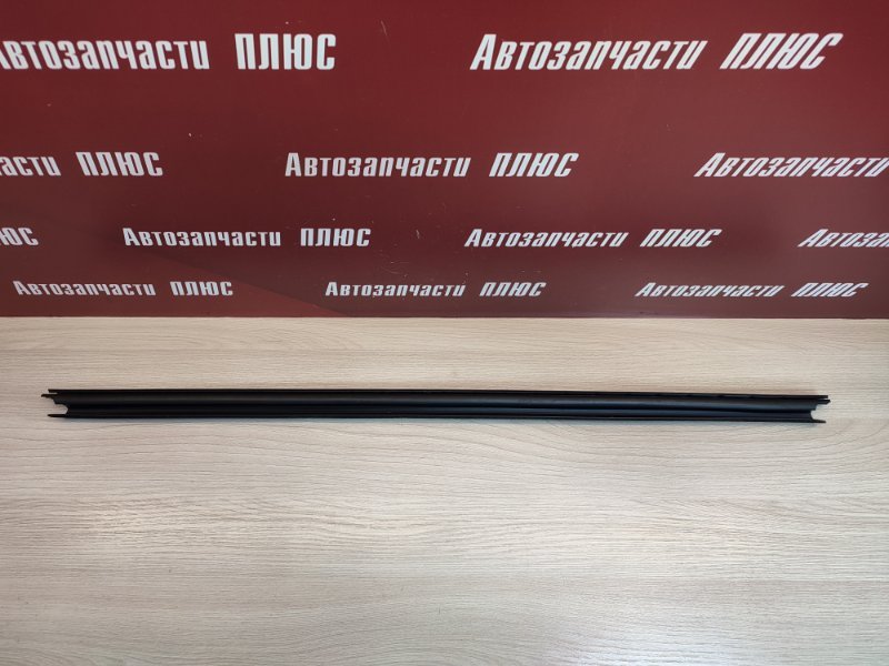 Уплотнитель стекла двери внутренний
